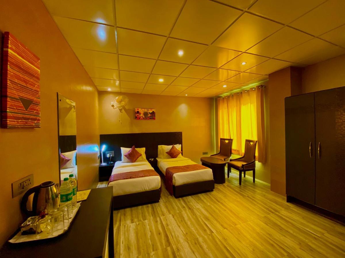 Ace Prime Hotel نويدا الكبرى المظهر الخارجي الصورة