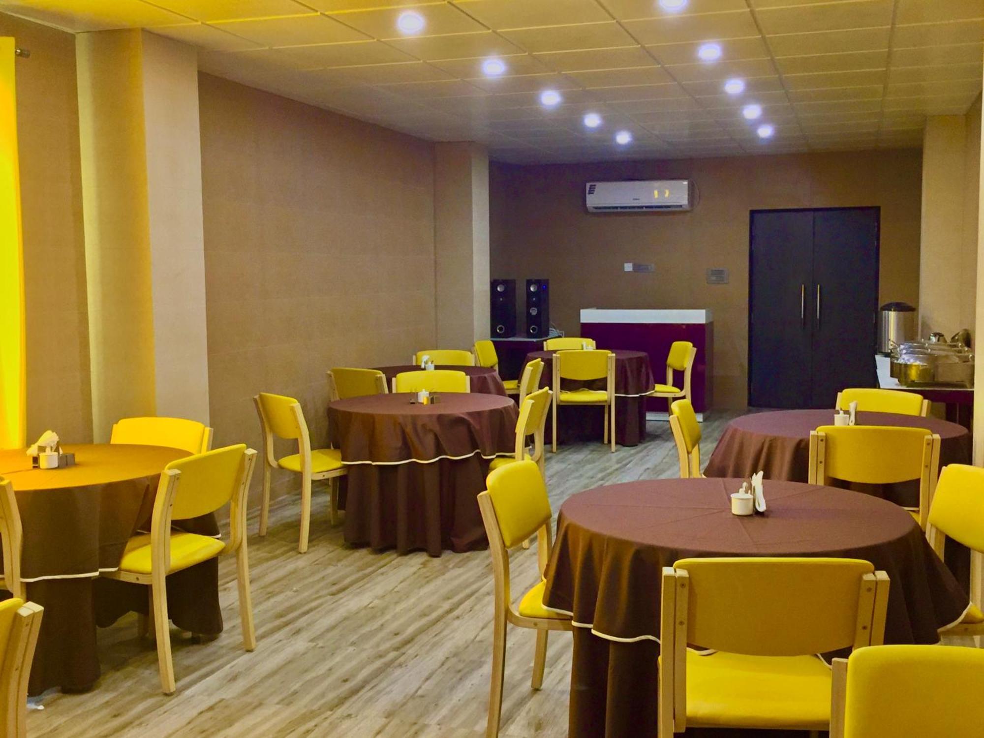 Ace Prime Hotel نويدا الكبرى المظهر الخارجي الصورة