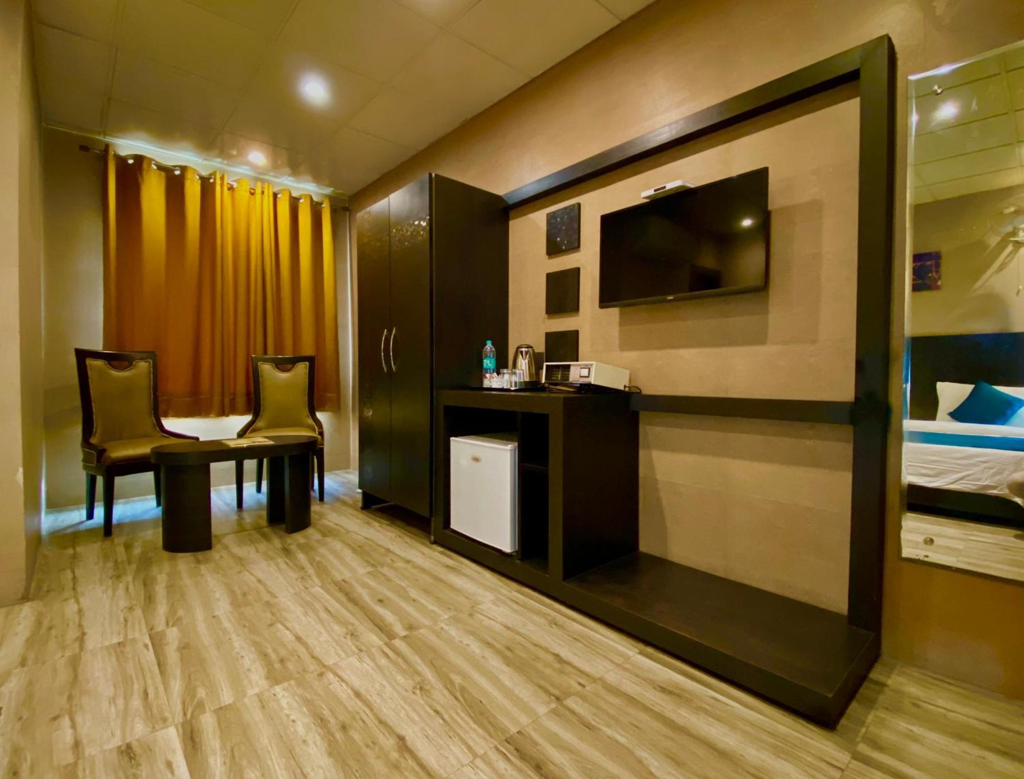 Ace Prime Hotel نويدا الكبرى المظهر الخارجي الصورة